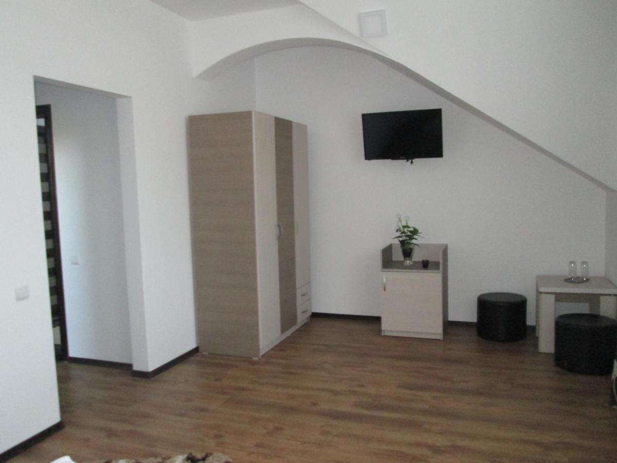 Pensiunea Steaua Nordului Vanatori  Kamer foto